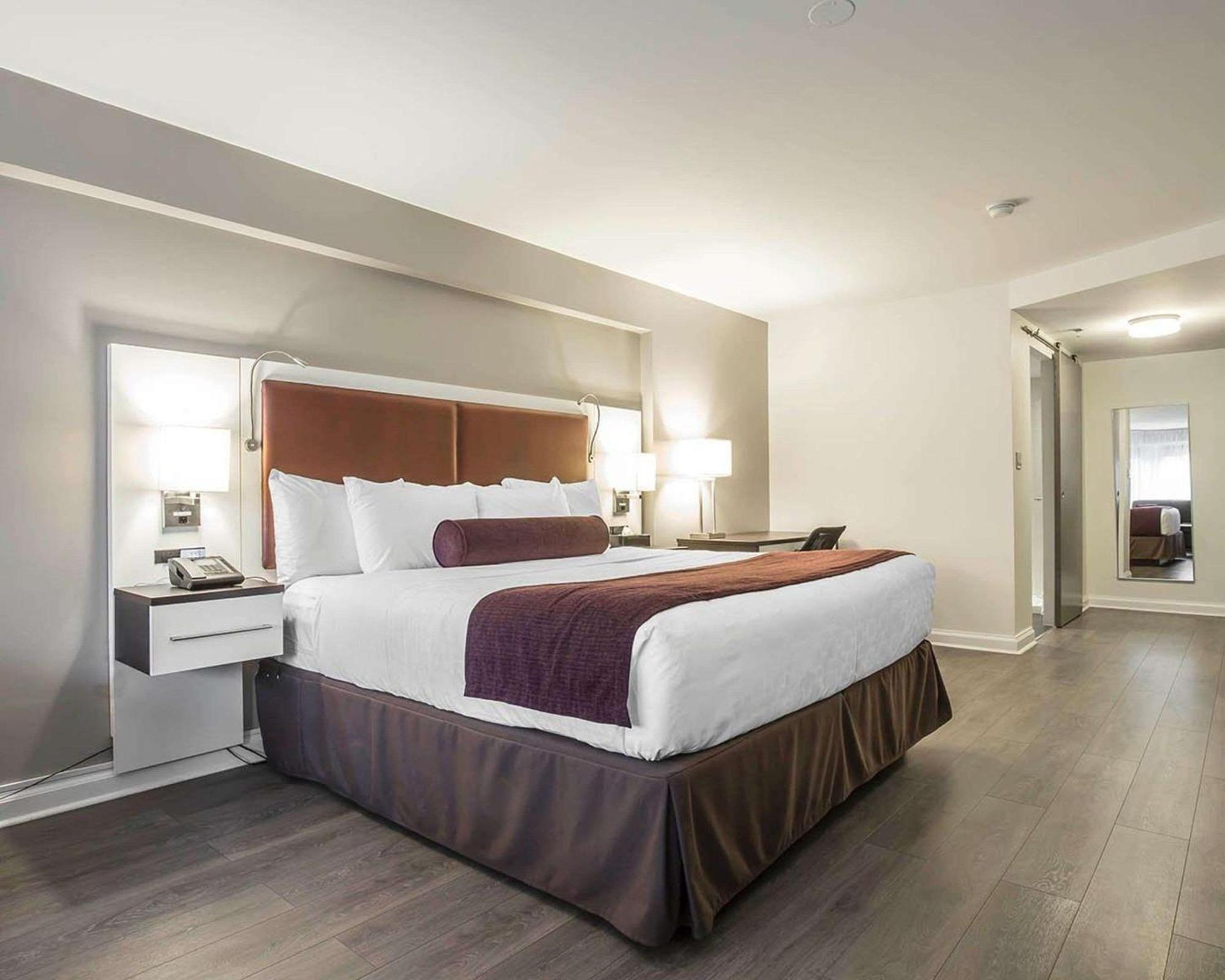 The Saint James Hotel, Ascend Hotel Collection Toronto Exteriör bild