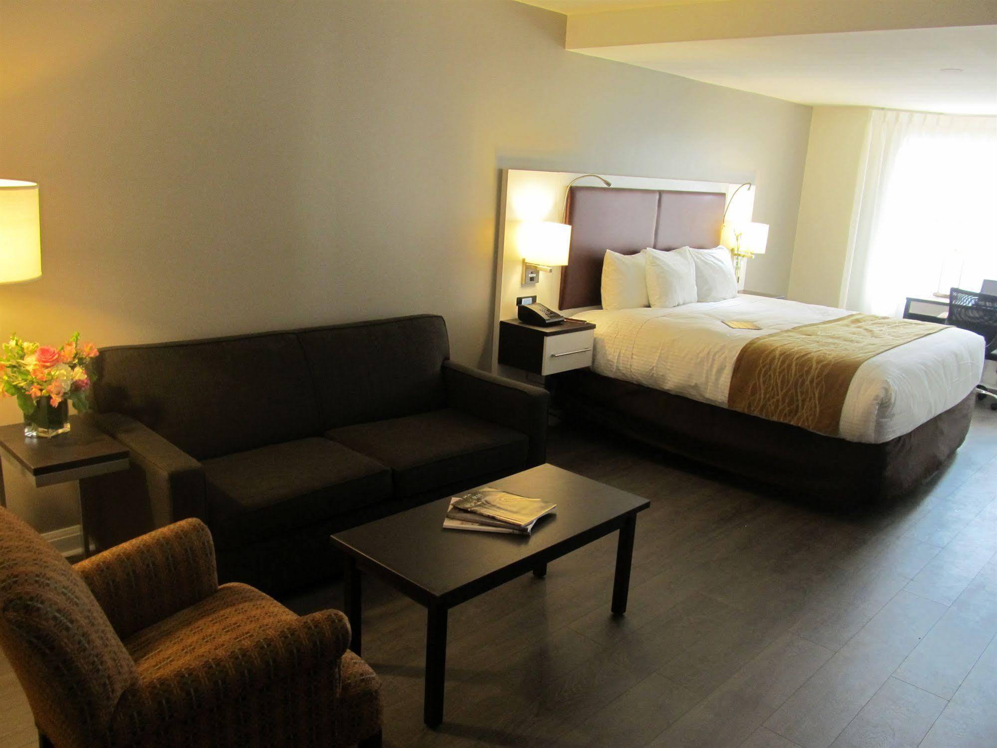The Saint James Hotel, Ascend Hotel Collection Toronto Exteriör bild
